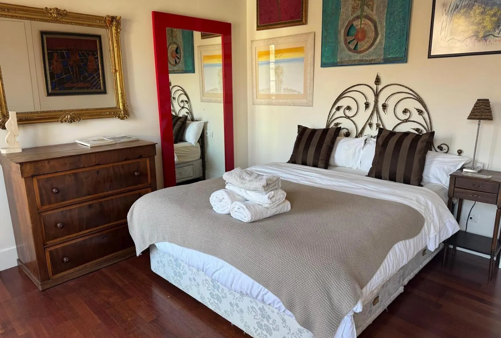 Beautiful Apartment Malaga Center-Teatro Cervantes Spain